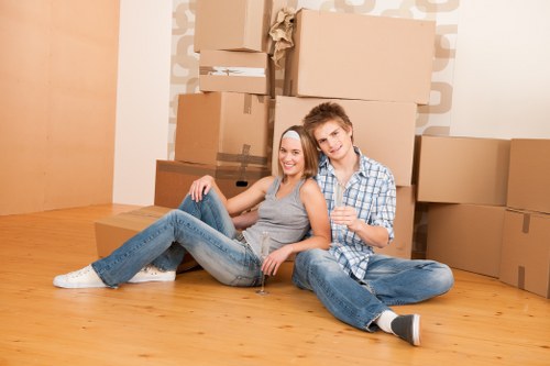 Packing boxes and moving supplies for Bermondsey homes and flats