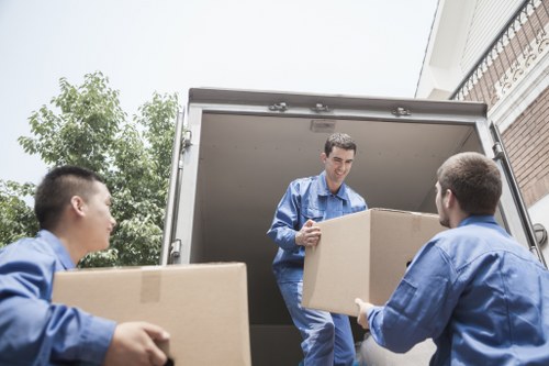 Accessibility support information for movers in the Bermondsey area